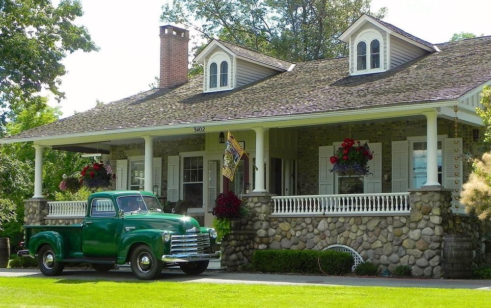 1837 Cobblestone Cottage Канандейґуа Екстер'єр фото